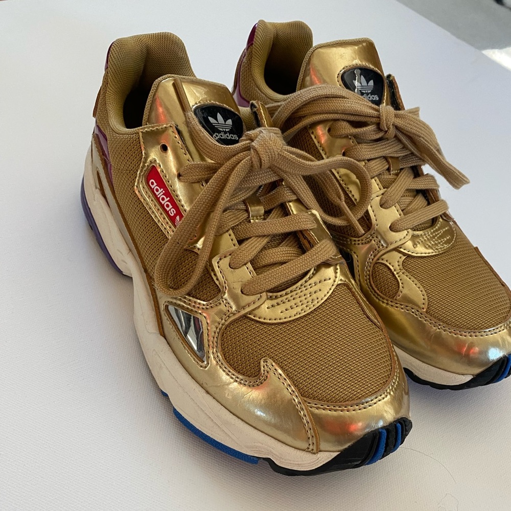 ADIDAS Falcon Gold Metallic Womens Shoe - US 8